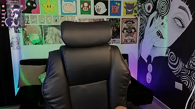 Yuhwan  online show from 11-27-25, 05:48