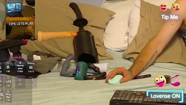 danoo84 online show from 10-23-25, 04:01