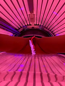 Snapshot of SwingWingWomanSweden chatting on 10-18-25, 07:36 SwingWingWomanSweden online show from 10-18-25, 07:36