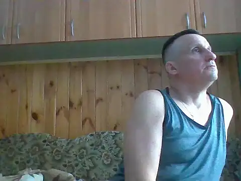 Maksymilian1 online show from 01-10-26, 01:24