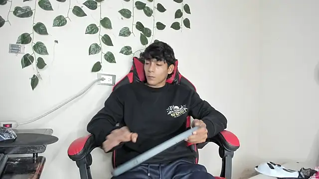 Snapshot of axel_rousse2 chatting on 10-29-25, 09:16 axel rousse2 online show from 10-29-25, 09:16