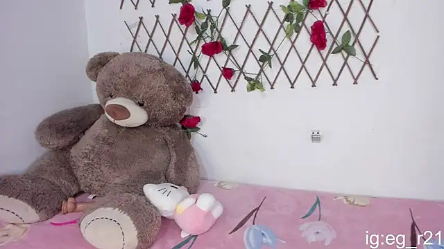 emma grays2 online show from 10-07-25, 04:20