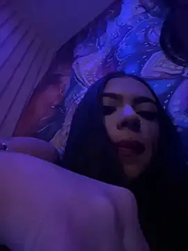 Snapshot of celeste_collins11 chatting on 11-25-25, 01:38 celeste collins11 online show from 11-25-25, 01:38