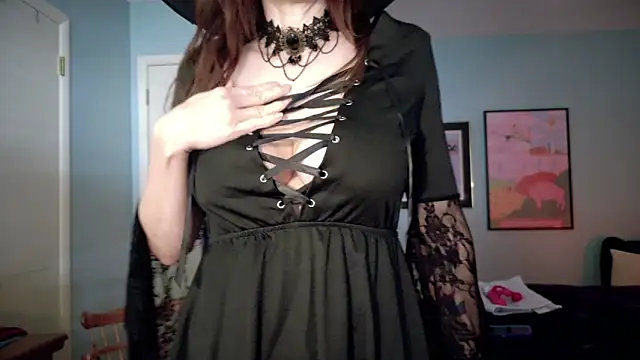 MommyGoddessL online show from 10-31-25, 02:51