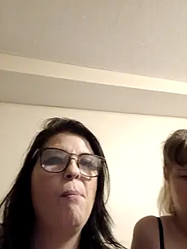 Neveah1 online show from 09-20-25, 07:31