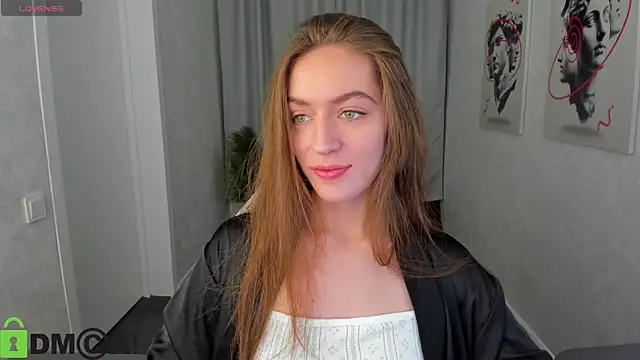 Agnes Wells online show from 10-21-25, 09:21