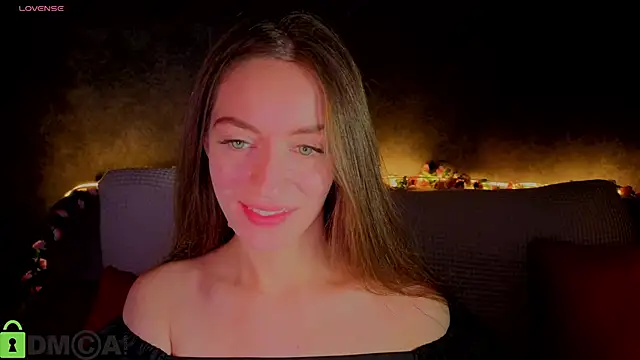 Agnes Wells online show from 11-30-25, 09:24