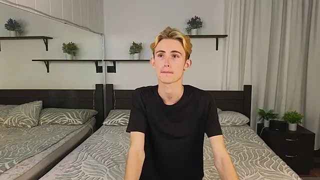 tommy XXX online show from 09-18-25, 05:15