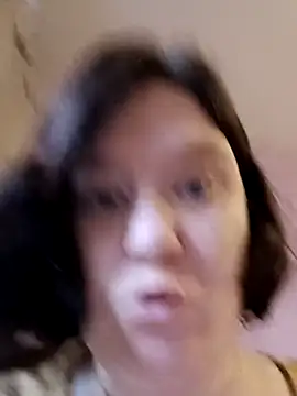 Feuchtekitty92xh online show from 11-10-25, 07:51