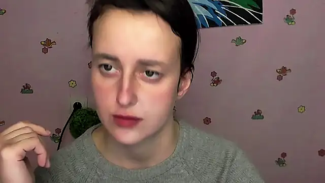 Snapshot of FeelMe__ chatting on 11-19-25, 11:32 FeelMe online show from 11-19-25, 11:32