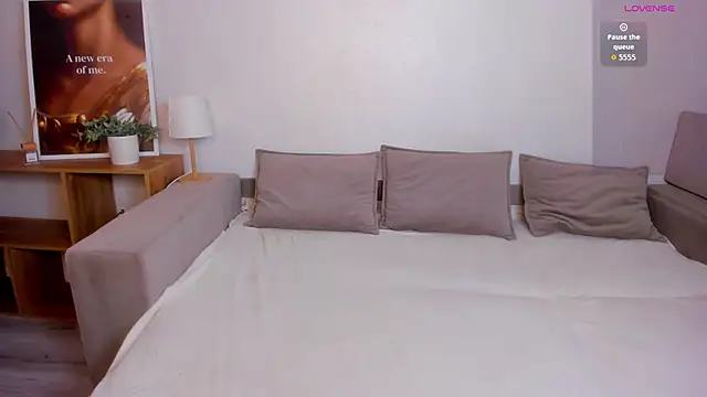 Elina Star online show from 10-15-25, 02:39