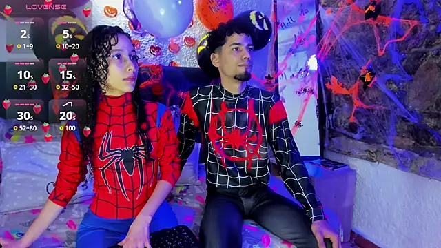 Snapshot of Chris_Angel_ chatting on 10-31-25, 01:01 Chris Angel online show from 10-31-25, 01:01