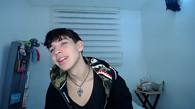 lucky stricke online show from 10-18-25, 03:20