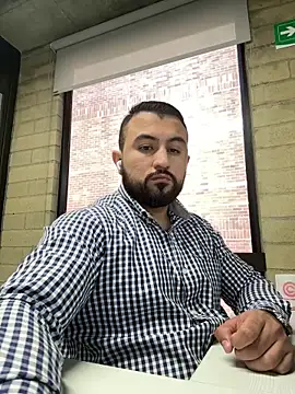 Snapshot of DoctorArabe3 chatting on 10-14-25, 02:07 DoctorArabe3 online show from 10-14-25, 02:07