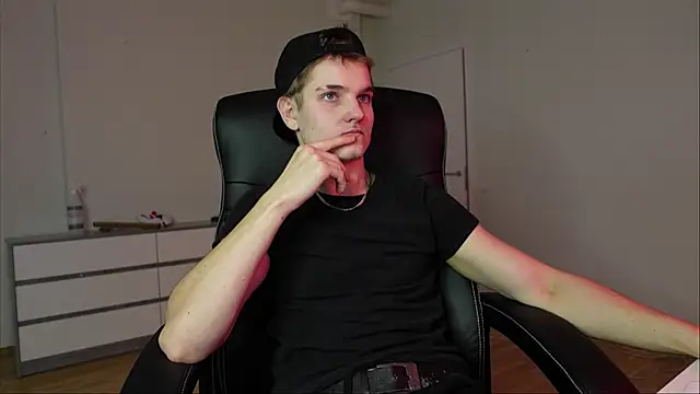 Mark Karson online show from 11-15-25, 01:29