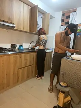 DanteAndVictoria online show from 11-02-25, 12:24