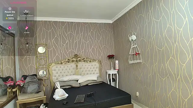 Snapshot of katybrownss chatting on 10-20-25, 08:20 katybrownss online show from 10-20-25, 08:20