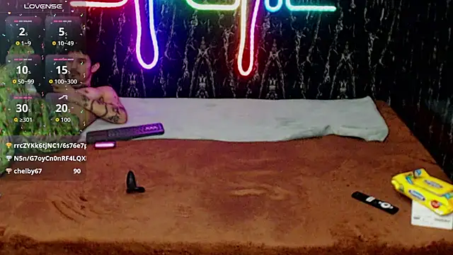 nextboywell1 online show from 12-13-25, 07:53