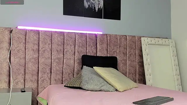 Snapshot of _jasmine_blush chatting on 01-17-26, 06:33 jasmine blush online show from 01-17-26, 06:33