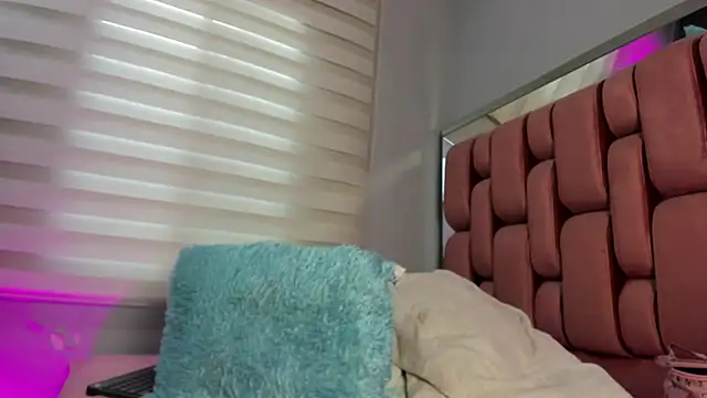 Snapshot of _jasmine_blush chatting on 02-05-26, 01:38 jasmine blush online show from 02-05-26, 01:38