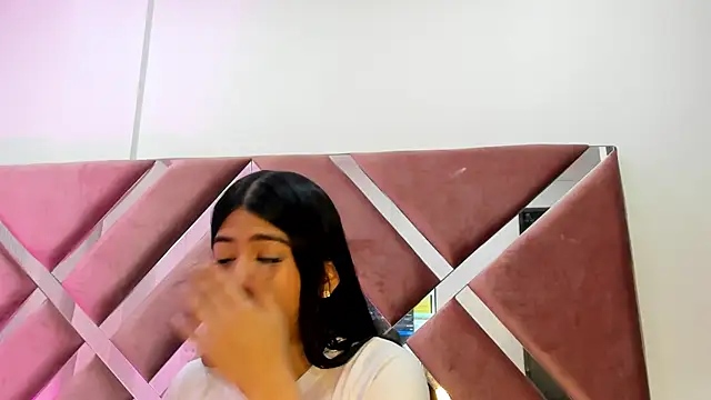 Snapshot of _jasmine_blush chatting on 03-26-26, 11:05 jasmine blush online show from 03-26-26, 11:05