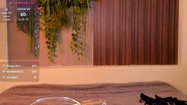 Dakotaferreti online show from 10-12-25, 09:14