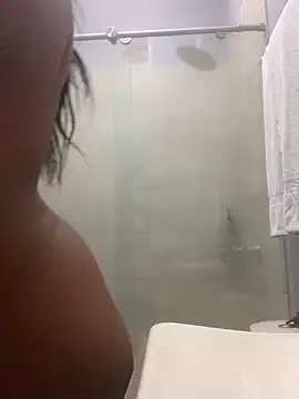 Dakotaferreti online show from 10-24-25, 08:16