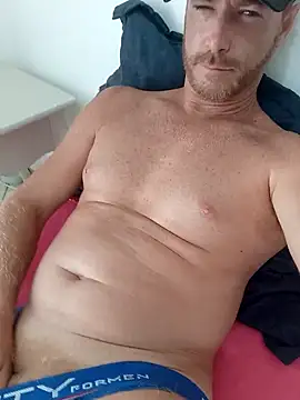 Snapshot of Loiroatv36 chatting on 02-21-26, 02:07 Loiroatv36 online show from 02-21-26, 02:07