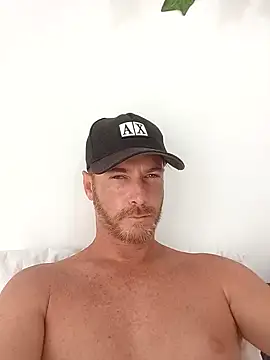 Snapshot of Loiroatv36 chatting on 02-27-26, 05:57 Loiroatv36 online show from 02-27-26, 05:57