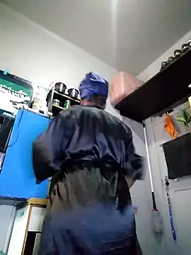 Snapshot of AcetousAbb chatting on 02-06-26, 04:39 AcetousAbb online show from 02-06-26, 04:39