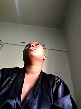 Snapshot of AcetousAbb chatting on 02-14-26, 06:54 AcetousAbb online show from 02-14-26, 06:54