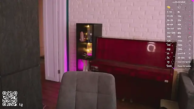 KendalHottt online show from 10-15-25, 04:34