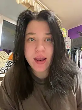 Kemeli008 online show from 11-19-25, 02:39