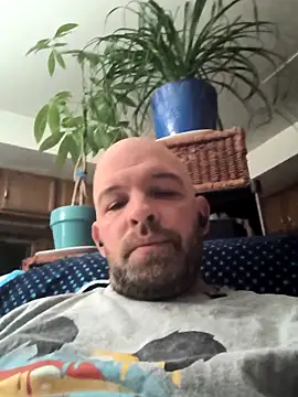 N2OBROWNIES online show from 10-05-25, 12:20