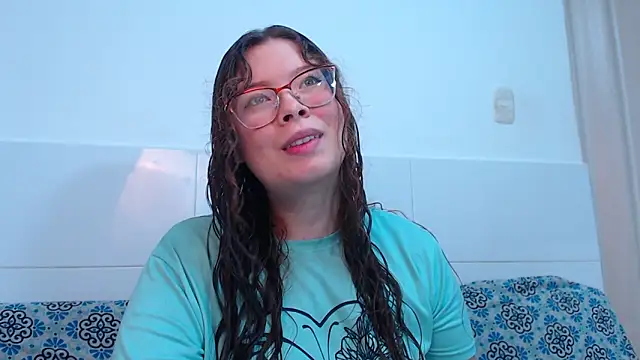 zoewhite2 online show from 11-29-25, 09:07