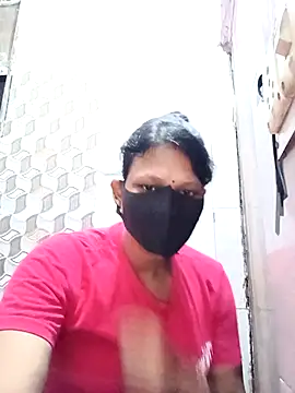 Snapshot of varnika chatting on 10-16-25, 11:11 varnika online show from 10-16-25, 11:11