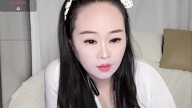 B-Yaya online show from 11-17-25, 10:10