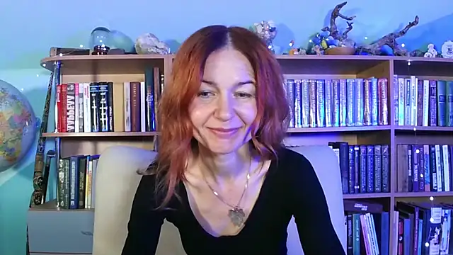 Snapshot of Foxilady357 chatting on 11-13-25, 03:33 Foxilady357 online show from 11-13-25, 03:33