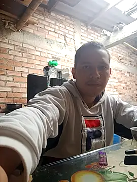 Snapshot of GaaraDiaz chatting on 11-05-25, 02:50 GaaraDiaz online show from 11-05-25, 02:50