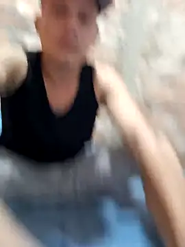 Snapshot of GaaraDiaz chatting on 11-26-25, 01:17 GaaraDiaz online show from 11-26-25, 01:17