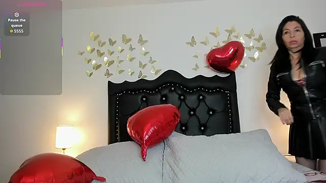 Snapshot of SabinaDeluxe_cg chatting on 02-14-26, 12:46 SabinaDeluxe cg online show from 02-14-26, 12:46