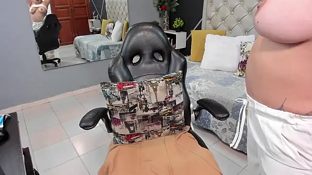 kris milff online show from 10-17-25, 07:49