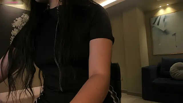 EsmeraldaGrace1 online show from 10-19-25, 04:02