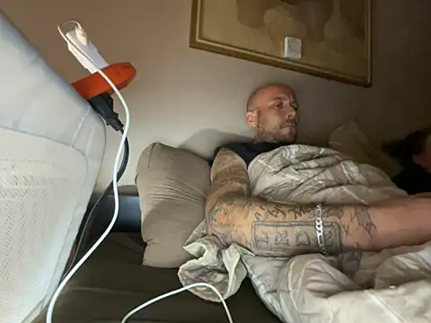 curis4270panda online show from 10-09-25, 02:53