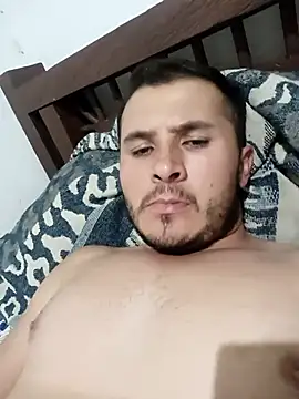 santiii   12 online show from 11-17-25, 05:02