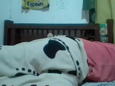 santiii   12 online show from 01-12-26, 07:57