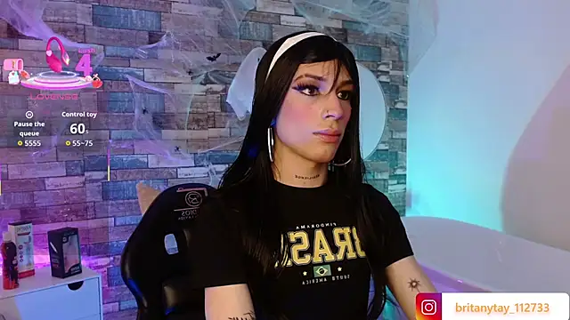 boyfox tay online show from 11-24-25, 05:07