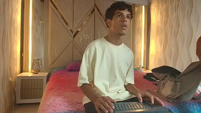 Hotcouple 222 online show from 02-27-26, 07:14