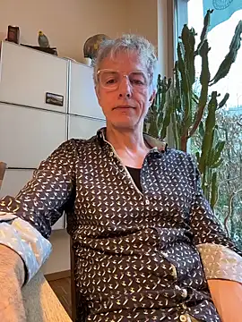 SexyLeon8 online show from 02-01-26, 03:21