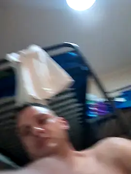 Snapshot of beastontop10 chatting on 10-04-25, 10:24 beastontop10 online show from 10-04-25, 10:24